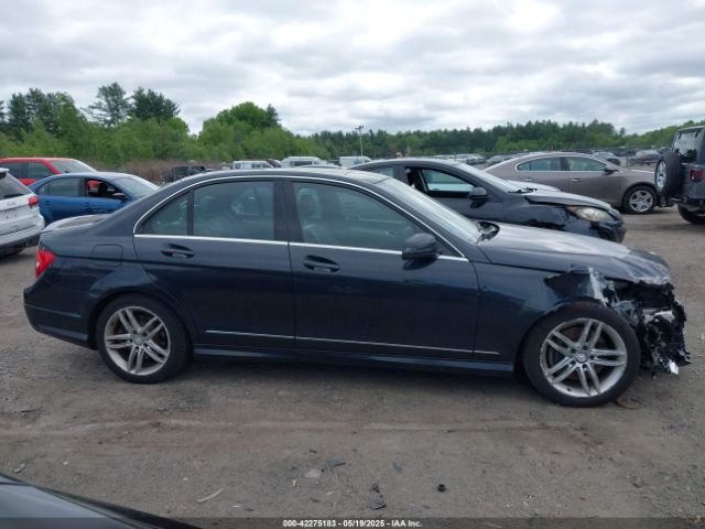 WDDGF8AB2EA937399 Mercedes-Benz C 300 Luxury 4matic/sport 4matic