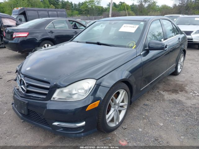 WDDGF8AB2EA937399 Mercedes-Benz C 300 Luxury 4matic/sport 4matic