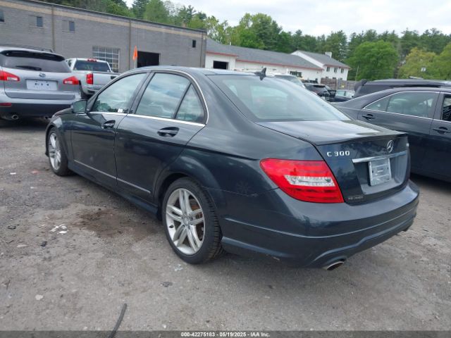 WDDGF8AB2EA937399 Mercedes-Benz C 300 Luxury 4matic/sport 4matic