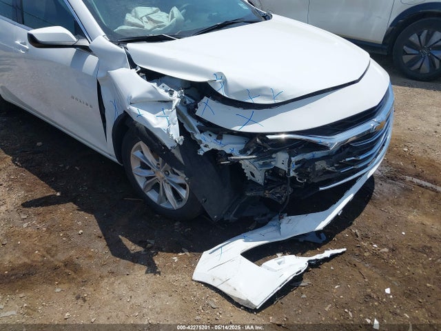 1G1ZD5ST0SF127128 Chevrolet Malibu Fwd 1lt