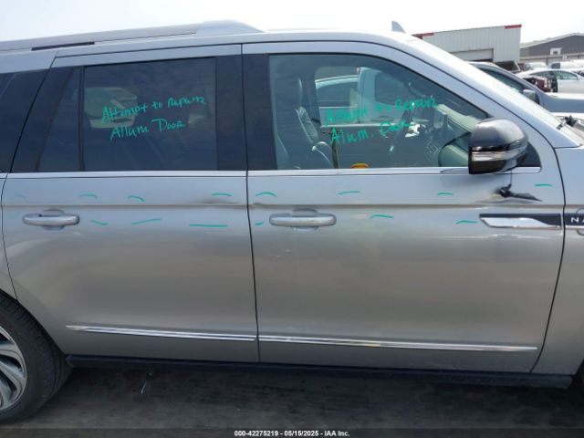 5LMJJ3LG4PEL12405 Lincoln Navigator Reserve L