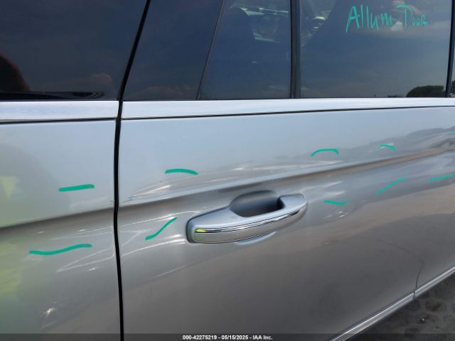5LMJJ3LG4PEL12405 Lincoln Navigator Reserve L