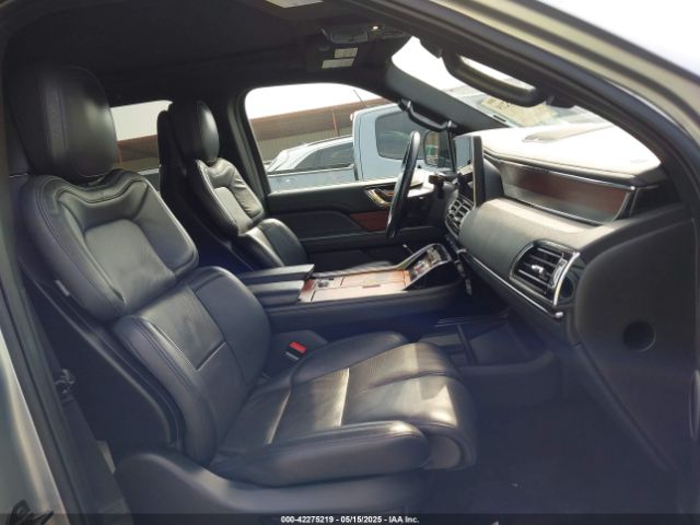 5LMJJ3LG4PEL12405 Lincoln Navigator Reserve L