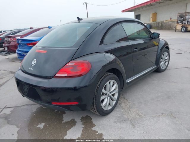 2017 VOLKSWAGEN BEETLE 3VWF17AT4HM626410 Photo 3