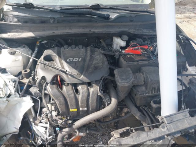 KNDPCCAC4F7783324 KIA Sportage Ex