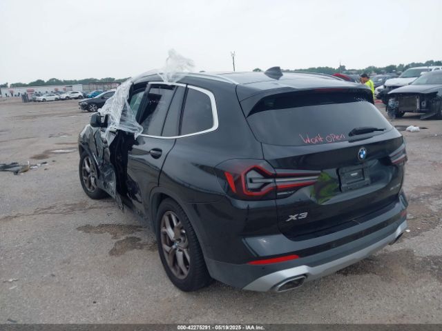 2022 BMW X3 5UX43DP00N9K73575 Photo 2