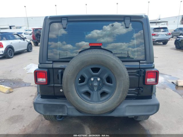1C4HJXDG9KW653488 Jeep Wrangler Unlimited Sport 4x4