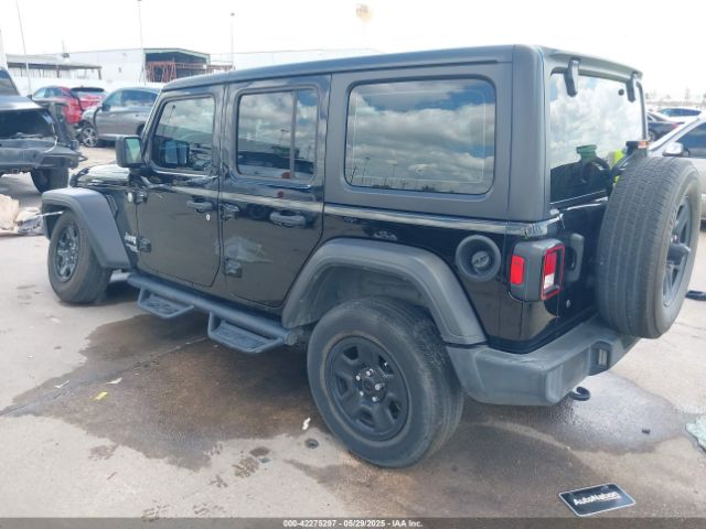 1C4HJXDG9KW653488 Jeep Wrangler Unlimited Sport 4x4