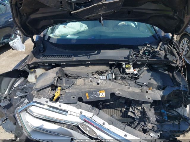 1FMCU0GD1JUD18919 Ford ESCAPE SE