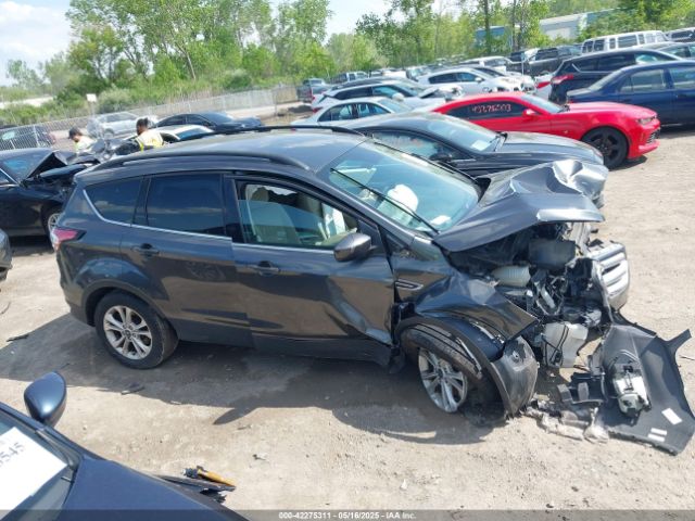 1FMCU0GD1JUD18919 Ford ESCAPE SE
