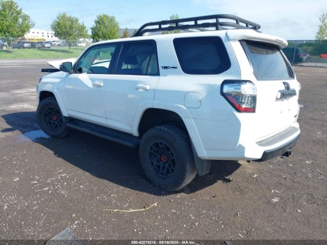 2023 TOYOTA 4RUNNER JTELU5JR6P6132579 Photo 2