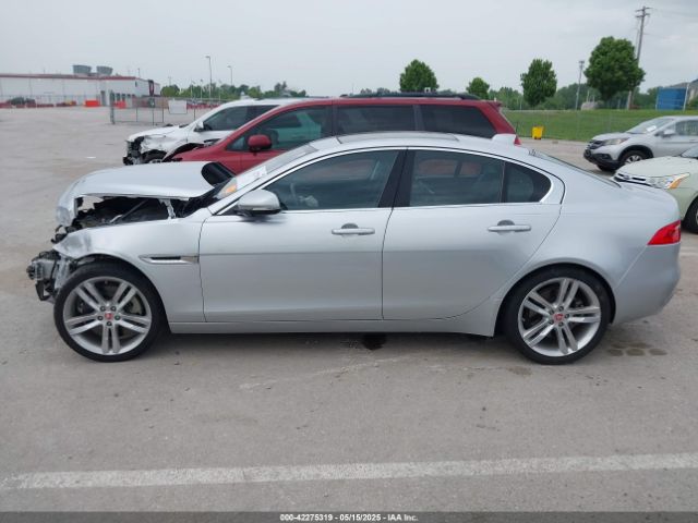 SAJAK4BV2HA963732 Jaguar Xe 35t Prestige