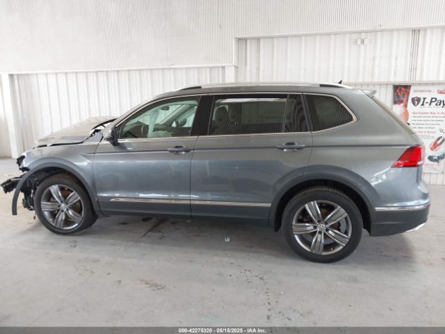 3VV3B7AX0LM007612 Volkswagen Tiguan 2.0t Se/2.0t Se R-line Black/2.0t Sel