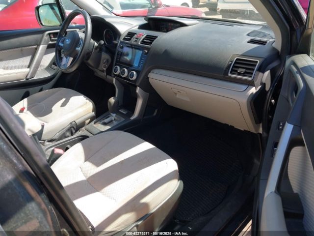 JF2SJAEC8HH573659 Subaru Forester 2.5i Premium