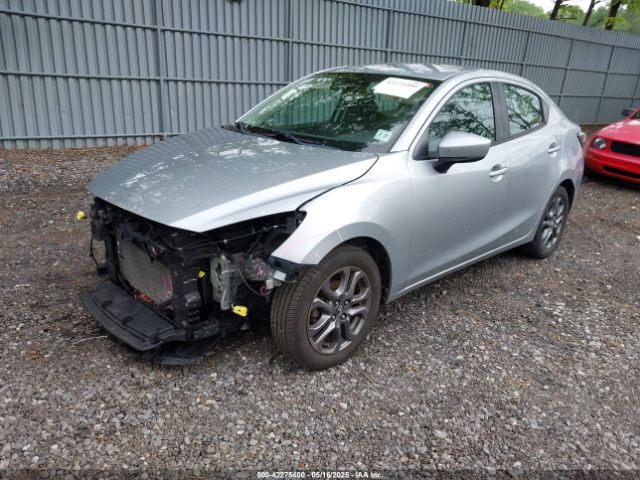 2019 TOYOTA YARIS 3MYDLBYV3KY525777 Photo 1