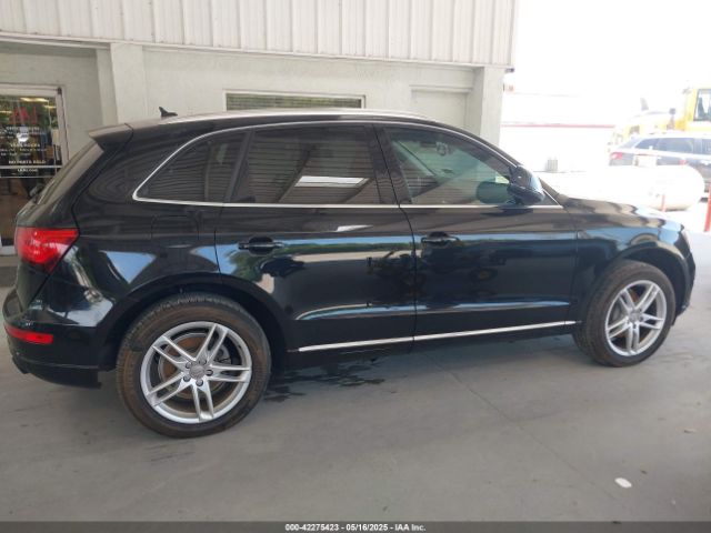 WA1LFAFP9EA085812 Audi Q5 2.0t Premium