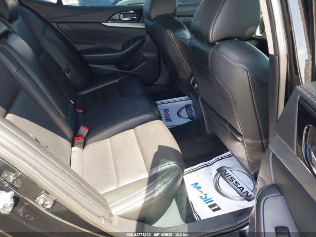 1N4AA6AP1GC381727 Nissan Maxima 3.5 Sv