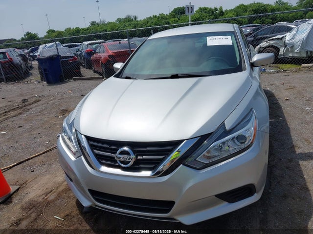 Nissan Altima 2.5 S 2017 1N4AL3AP5HC496048 Image 12