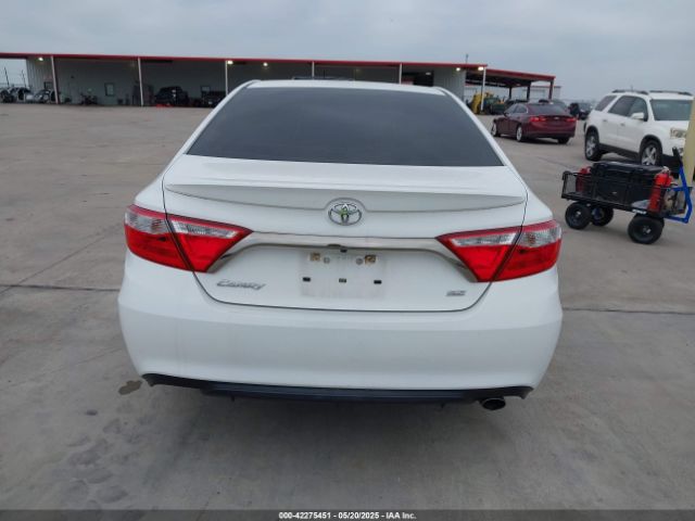 4T1BF1FK2HU443174 Toyota 2ar-fe