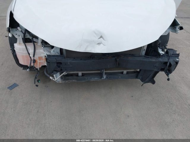 4T1BF1FK2HU443174 Toyota 2ar-fe
