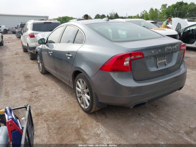 2016 VOLVO S60 YV149MFK7G2395665 Photo 2