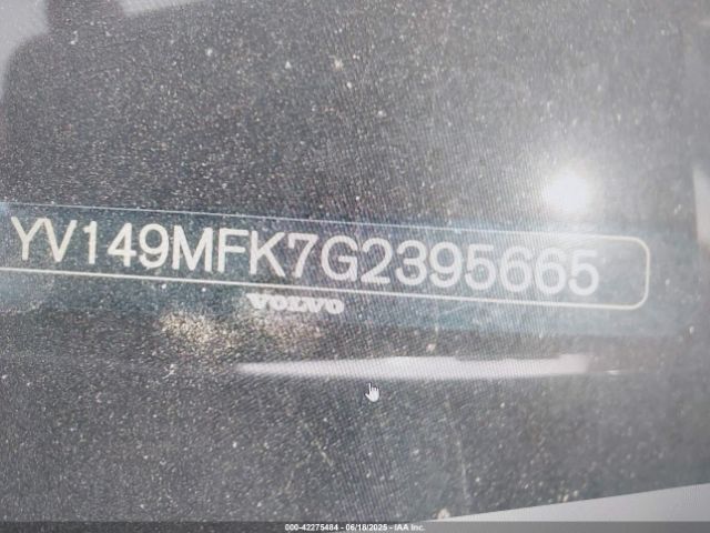2016 VOLVO S60 YV149MFK7G2395665 Photo 8