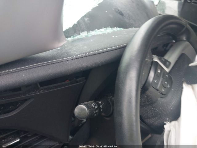 5TDXZ3DC4KS014221 Toyota Sienna Se 8 Passenger