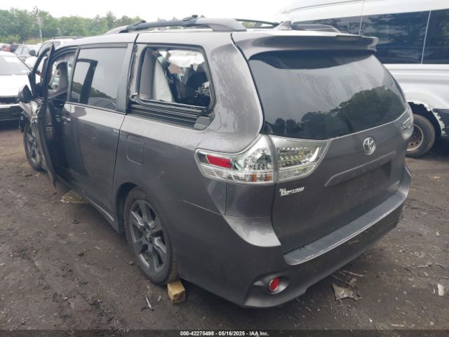 5TDXZ3DC4KS014221 Toyota Sienna Se 8 Passenger