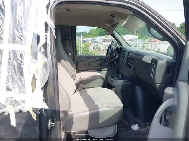 1GAWGPFG6E1173373 Chevrolet Express 2500 Ls