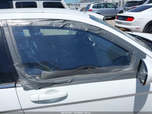 Chrysler 200 Touring 2014 1C3CCBBB6EN175625 Image 6