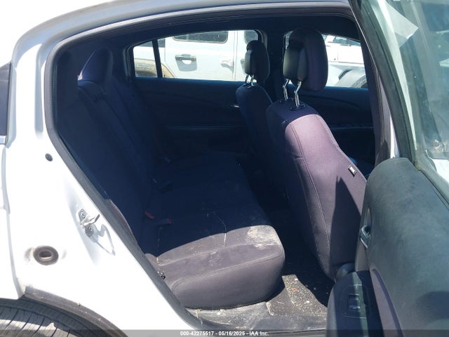 Chrysler 200 Touring 2014 1C3CCBBB6EN175625 Image 8