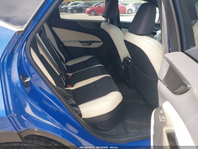 2T2HKCEZ4RC025407 Lexus Nx 350h Luxury