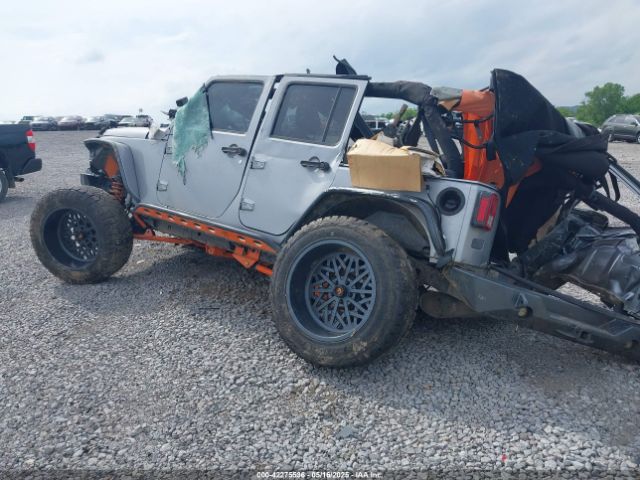 2015 JEEP WRANGLER UNLIMITED 1C4BJWDG3FL682296 Photo 2