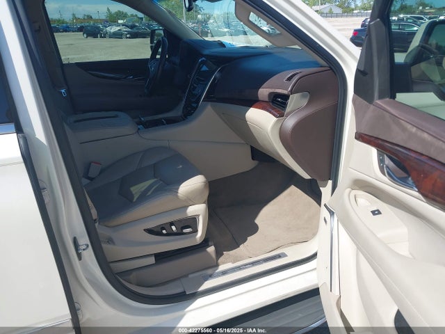 2015 CADILLAC ESCALADE 1GYS4MKJ6FR680897 Photo 4