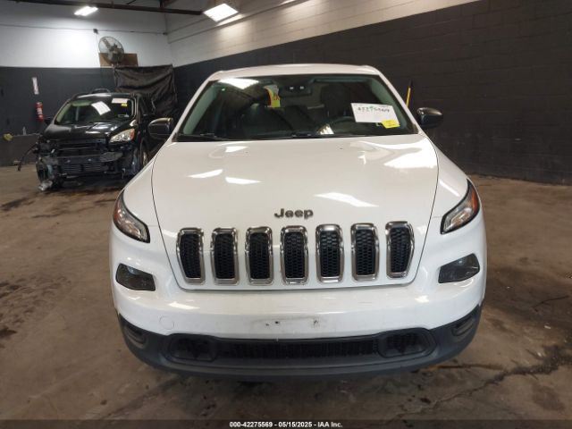 1C4PJLAB3FW532765 Jeep Cherokee Sport