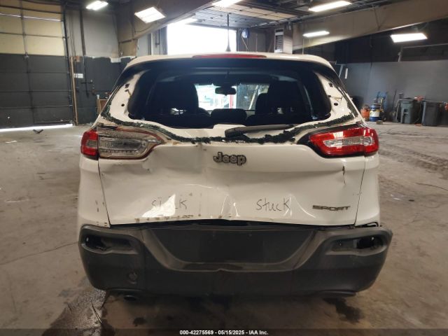 1C4PJLAB3FW532765 Jeep Cherokee Sport