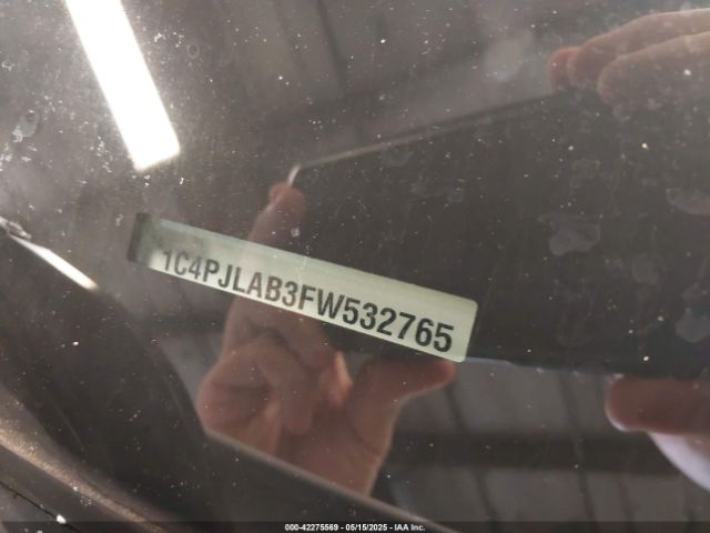 1C4PJLAB3FW532765 Jeep Cherokee Sport