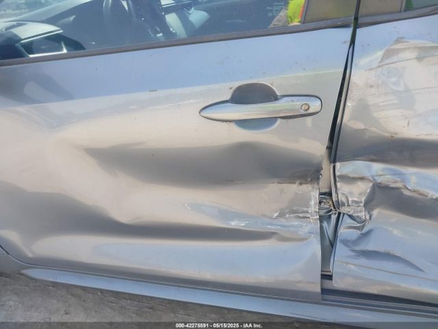 5YFEPRAE7LP028985 Toyota COROLLA LE