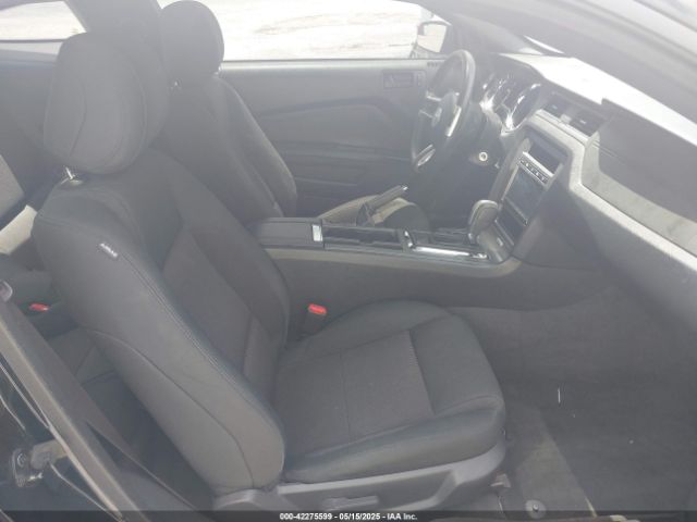 1ZVBP8AM9E5325001 Ford Mustang V6