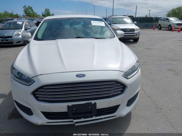 1FA6P0H76G5116572 Ford FUSION SE