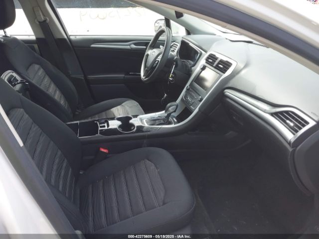 1FA6P0H76G5116572 Ford FUSION SE