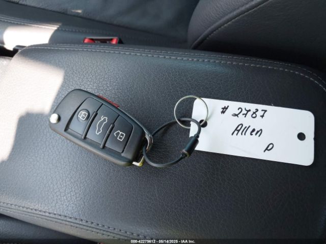 2019 AUDI A3 WAUAUGFF1K1014982 Photo 10