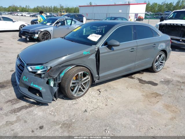 2019 AUDI A3 WAUAUGFF1K1014982 Photo 1