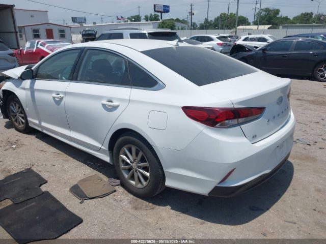 2019 HYUNDAI SONATA 5NPE24AF1KH774158 Photo 2