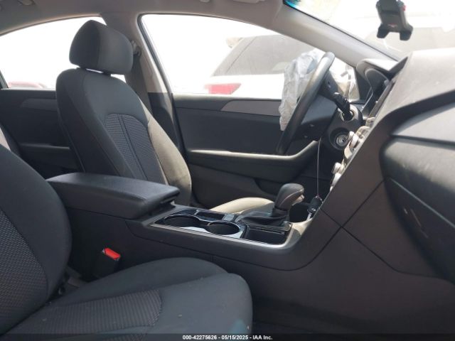 2019 HYUNDAI SONATA 5NPE24AF1KH774158 Photo 4