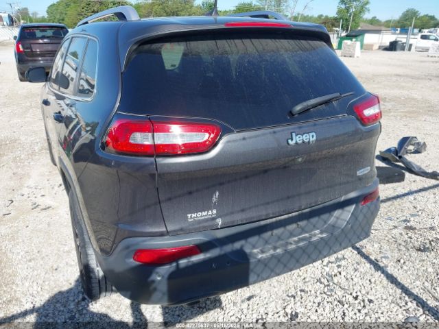 1C4PJLCB5GW264607 Jeep Cherokee Latitude