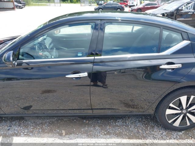 1N4BL4EV3KC104419 Nissan 2019
