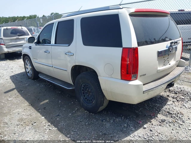 2011 CADILLAC ESCALADE 1GYS4BEF4BR247391 Photo 2