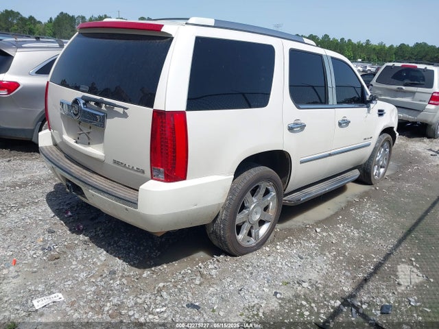2011 CADILLAC ESCALADE 1GYS4BEF4BR247391 Photo 3