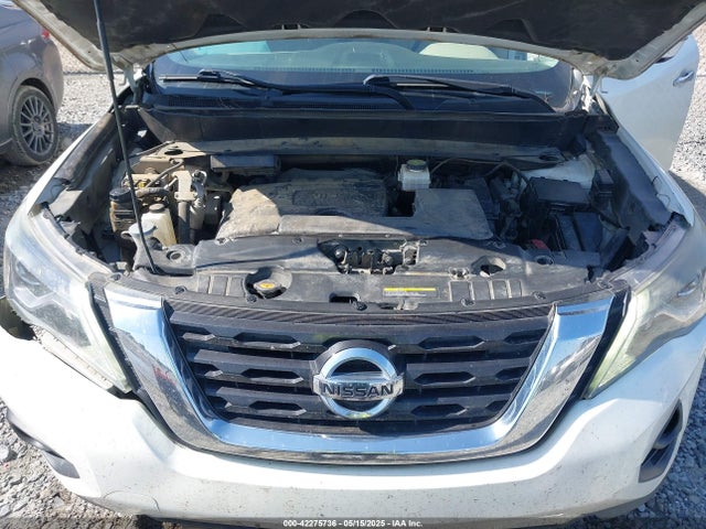 Nissan 2017 2017 5N1DR2MN9HC601874 Image 10